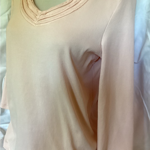 Coldwater Creek pink ruffle trim v neck stretch top size Small Soft New - Picture 9 of 9
